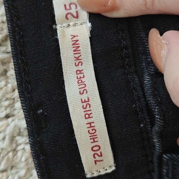 Women's black 720 Levi's - Picture 2 of 5